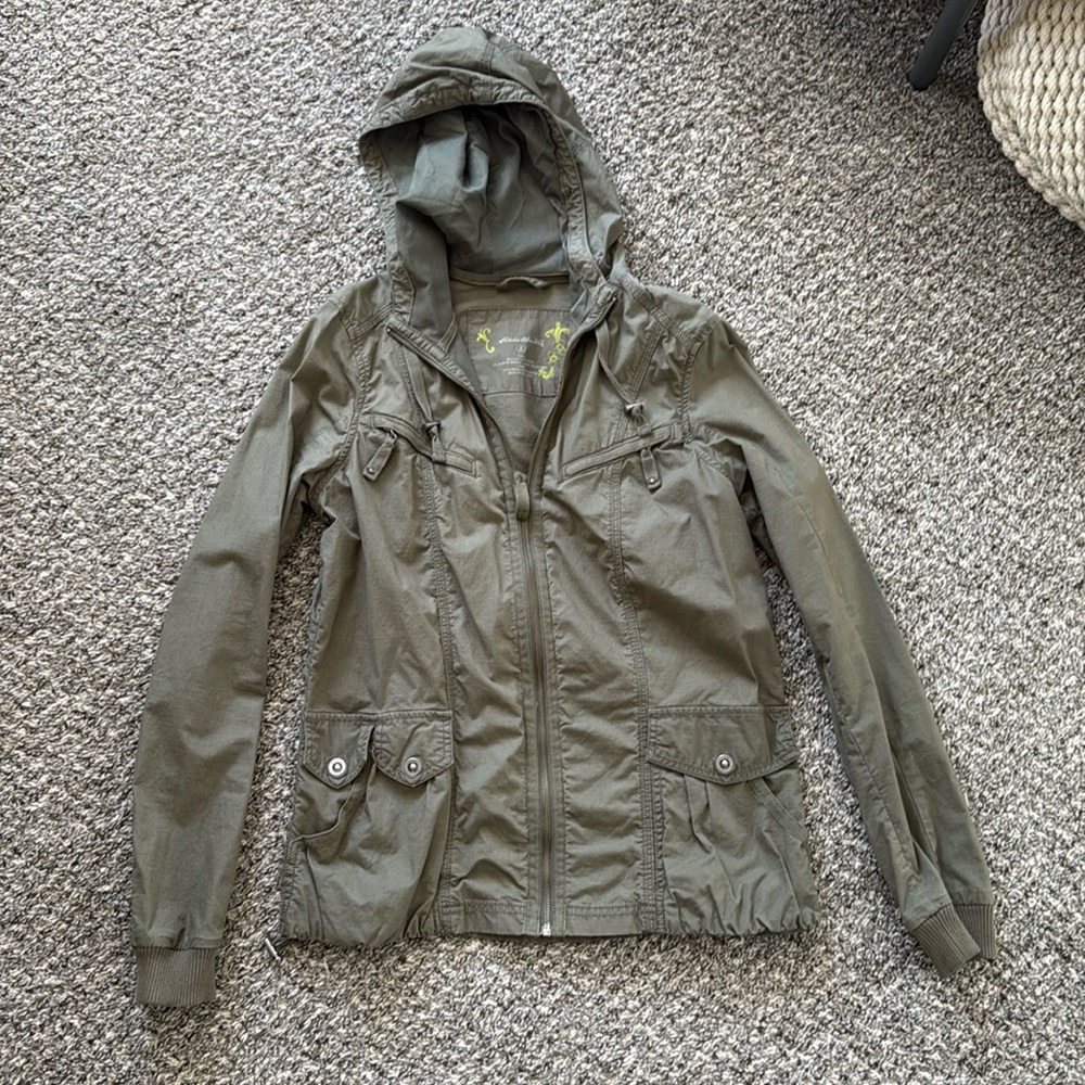 Eddie Bauer Medium Tall Cotton Green Jacket
